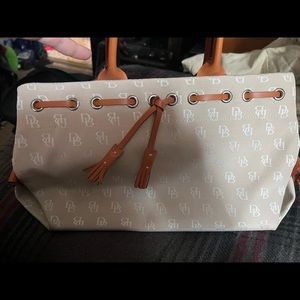 Hand tote bag Dooney and Bourke